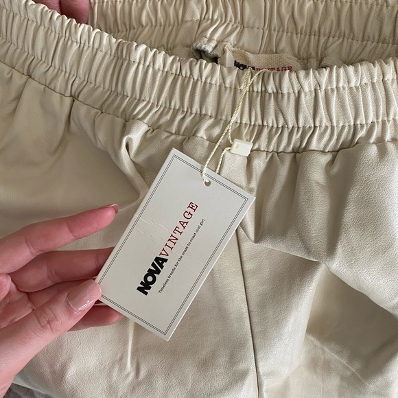 — - Picture 2 of 2